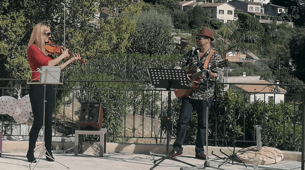 becky and chris live privé